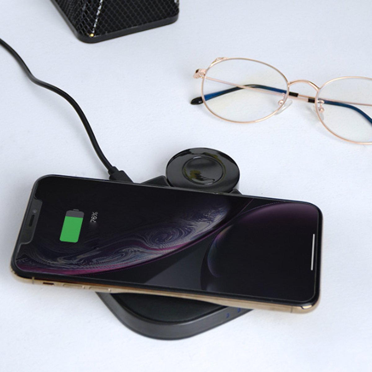 Teamwork 2-in-1 Wireless Charger – Fast Charging Pad for Phone & Apple Watch | Compact, Foldable, Qi-Compatible Design