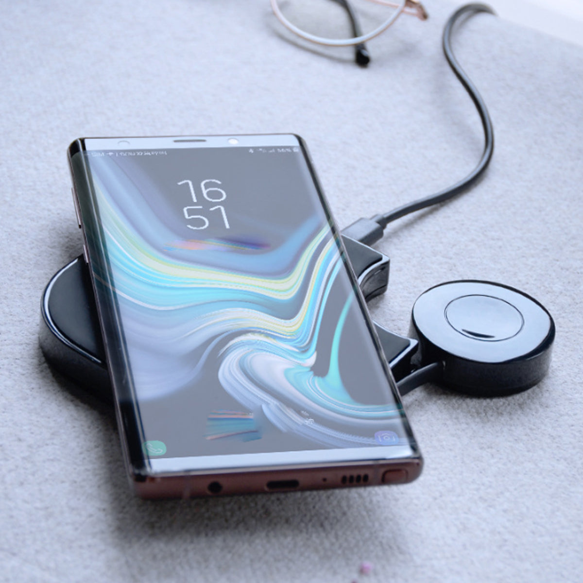 Teamwork 2-in-1 Wireless Charger – Fast Charging Pad for Phone & Apple Watch | Compact, Foldable, Qi-Compatible Design
